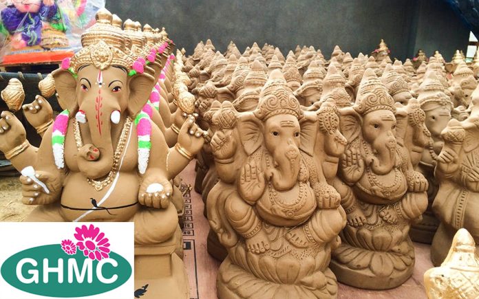free Ganesh idols from GHMC