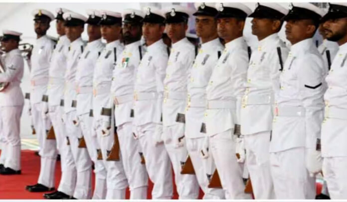 “Qatar Sentences Eight Former Navy Officers to Death”