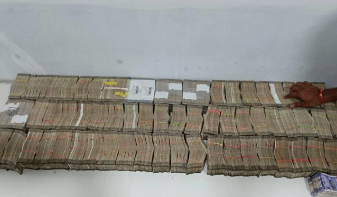 Election Controversy Unfolds in Telangana as Police Officer Caught Distributing Cash